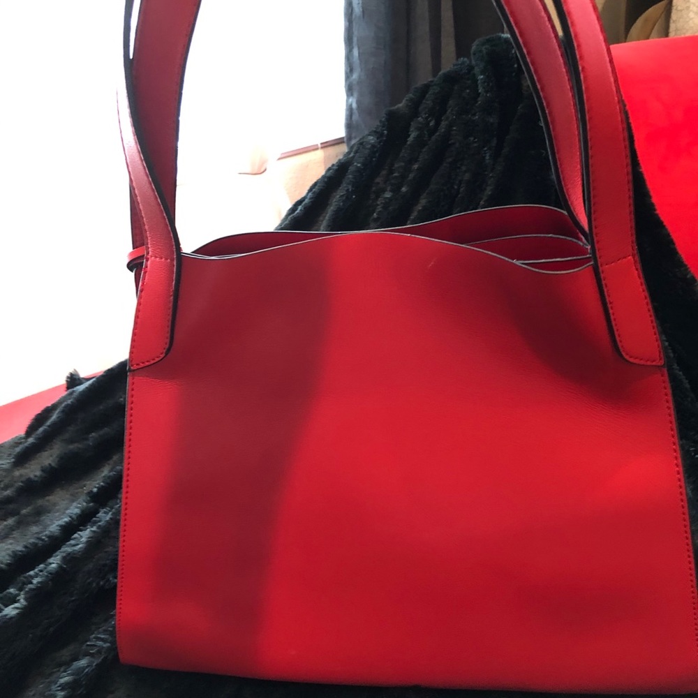 Totes - Picture 11 of 12